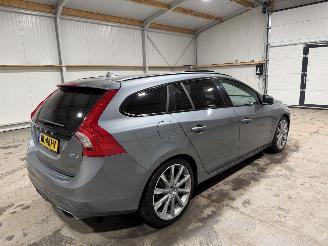 Volvo V-60 2.0T5 180kW Automaat Summum Schuifkantel picture 5