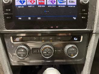 Volkswagen Golf 1.6TDI 85kW Automaat Trendline picture 21