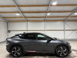 Vaurioauto  passenger cars Kia EV6 77.4kWh 168kW Advanced Edition 2024/6