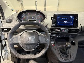 Peugeot Partner 1.2PT 81kW Premium picture 14