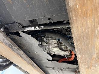 Tesla Model Y 75kWh Long Range 258kW AWD picture 13