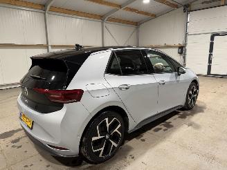 Volkswagen ID.3 59kWh 170kW PRO Orange Edition picture 5
