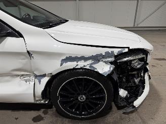 Mercedes Cla-klasse 200D 100kW Automaat Business Solution AMG picture 16