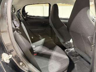 Peugeot 108 1.0e-VTi 50kW Airco Active picture 21