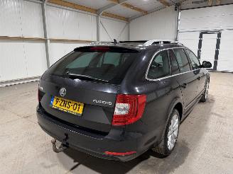 Skoda Superb 2.0TDI 103kW Automaat Pano Elegance Business picture 6