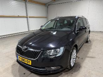 Skoda Superb 2.0TDI 103kW Automaat Pano Elegance Business picture 10