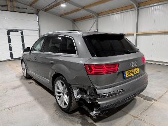 Audi Q7 3.0TDI 160kW Ultra Quattro Pro Line S 7Persoons picture 12