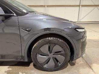Tesla Model Y 58kWh 188kW RWD picture 16