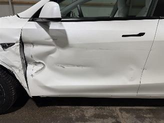 Tesla Model Y 58kWh 175kW RWD picture 15