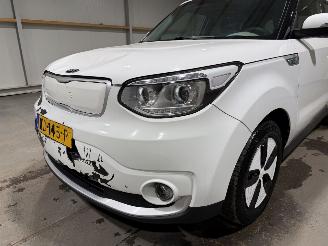 Kia Soul 27kWh 81kW Automaat ExecutiveLine picture 24