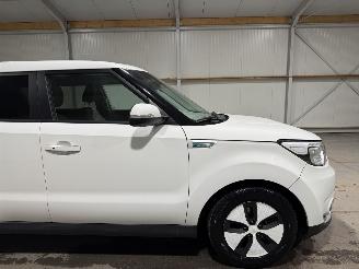 Kia Soul 27kWh 81kW Automaat ExecutiveLine picture 14