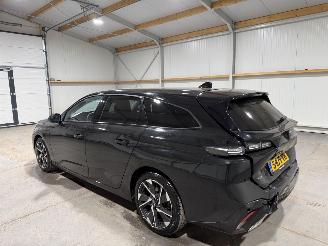 Peugeot 308 SW 1.2PT 96kW Allure Pack Business picture 11
