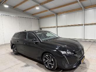 Peugeot 308 SW 1.2PT 96kW Allure Pack Business picture 2