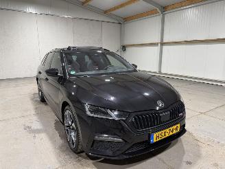 Skoda Octavia RS 1.4TSI iv 110kW Automaat PHEV Business PANO picture 3