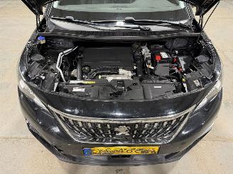 Peugeot 3008 1.2PT 96kW Blue Lease Executive picture 26