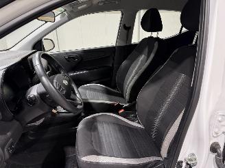 Hyundai I-10 1.0 49kW Comfort Camera Airco picture 44