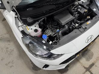 Hyundai I-10 1.0 49kW Comfort Camera Airco picture 26