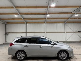 krockskadad bil auto Toyota Auris Touring Sports 1.8Hybrid 73kW Automaat Lease Pro 2013/8