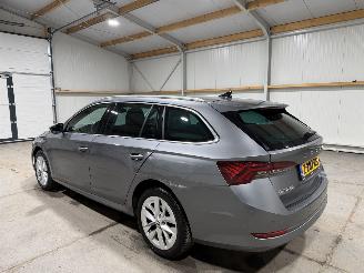 Skoda Octavia 1.4TSI ivPHEV 110kW Automaat Edition picture 11