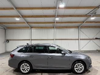Unfallwagen Skoda Octavia 1.4TSI ivPHEV 110kW Automaat Edition 2024/6