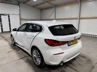 BMW 1-serie 118i 100kW Automaat High Executive picture 12