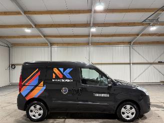 dañado vehículos comerciales Opel Combo 1.3CDTi 70kW L1H1 Edition 2018/6