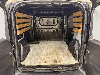 Opel Combo 1.3CDTi 70kW L1H1 Edition picture 19