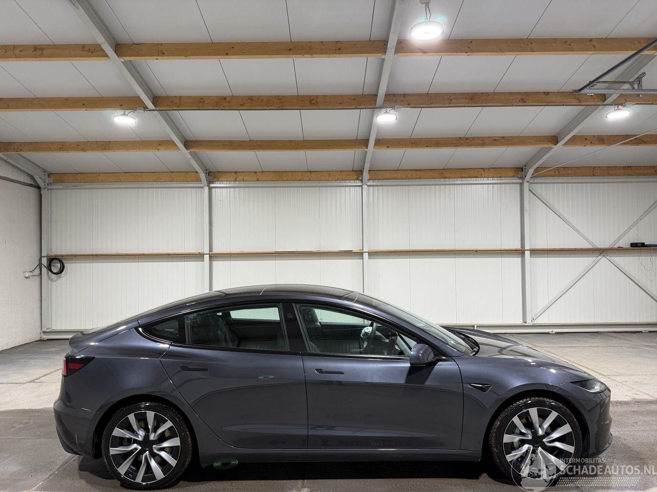 Tesla Model 3 78kWh Long Range 366kW AWD Premium