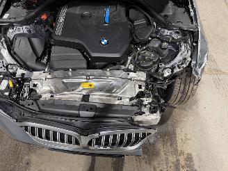 BMW 3-serie 330e 135kW Automaat Camera picture 28
