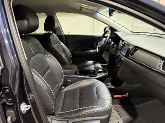 Kia e-Niro 64kWh 150kW Executiveline picture 38