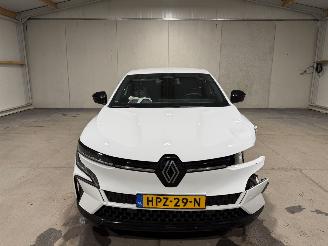 Renault Mégane E-Tech 60kWh 160kW Comfort Range Techno picture 4