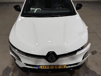 Renault Mégane E-Tech 60kWh 160kW Comfort Range Techno picture 20