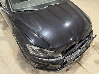 Volkswagen Golf R 2.0TSI 221kW Automaat 4-Motion R Pano picture 19