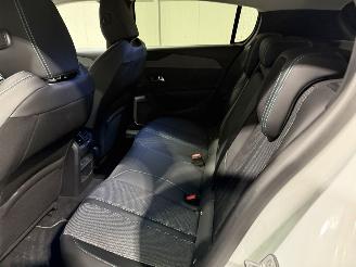 Peugeot e-308 54kWh 115kW Allure EV picture 37
