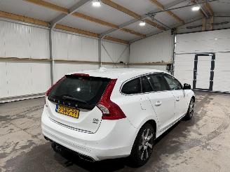 Volvo V-60 2.4D6 158kW Automaat AWD Plug-in Hybrid Summum picture 6