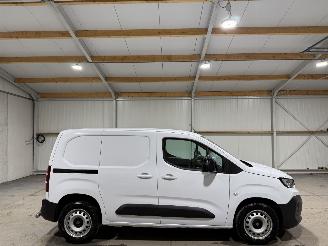 Vaurioauto  commercial vehicles Citroën Berlingo 1.5BlueHDI 75kW 100 S&S L1 2024/7