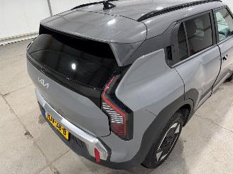 Kia EV3 81.4kWh 150kW PLUS picture 21