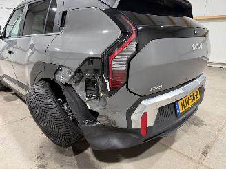 Kia EV3 81.4kWh 150kW PLUS picture 22