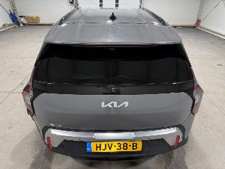 Kia EV3 81.4kWh 150kW PLUS picture 20