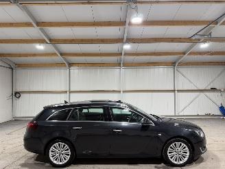 Damaged car Opel Insignia 2.0Bi-turbo 143kW Panoramadak  Cosmo 2015/6
