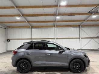 Schadeauto Volkswagen T-Roc 1.5TSI 110kW Automaat Camera R-Line 2024/5