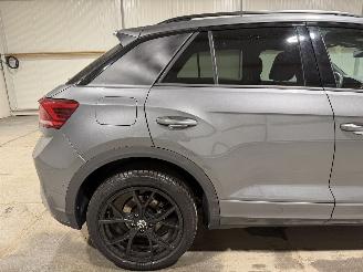 Volkswagen T-Roc 1.5TSI 110kW Automaat Camera R-Line picture 31