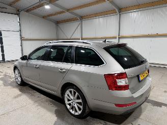 Skoda Octavia 1.4TSI Greentech 103kW Automaat Pano Elegance BusinessLine picture 11