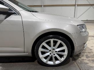 Skoda Octavia 1.4TSI Greentech 103kW Automaat Pano Elegance BusinessLine picture 16