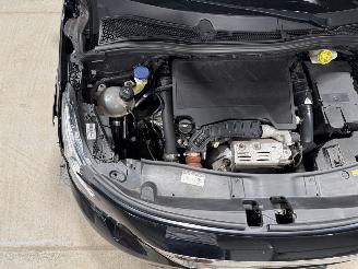 Peugeot 2008 1.2PT 96kW Clima Allure picture 28