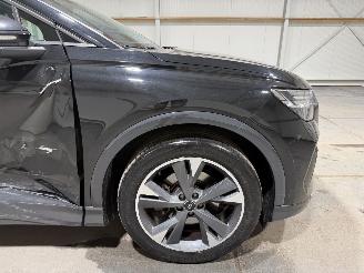 Audi Q4 35Etron 55kWh 125kW Advanced Edition picture 16