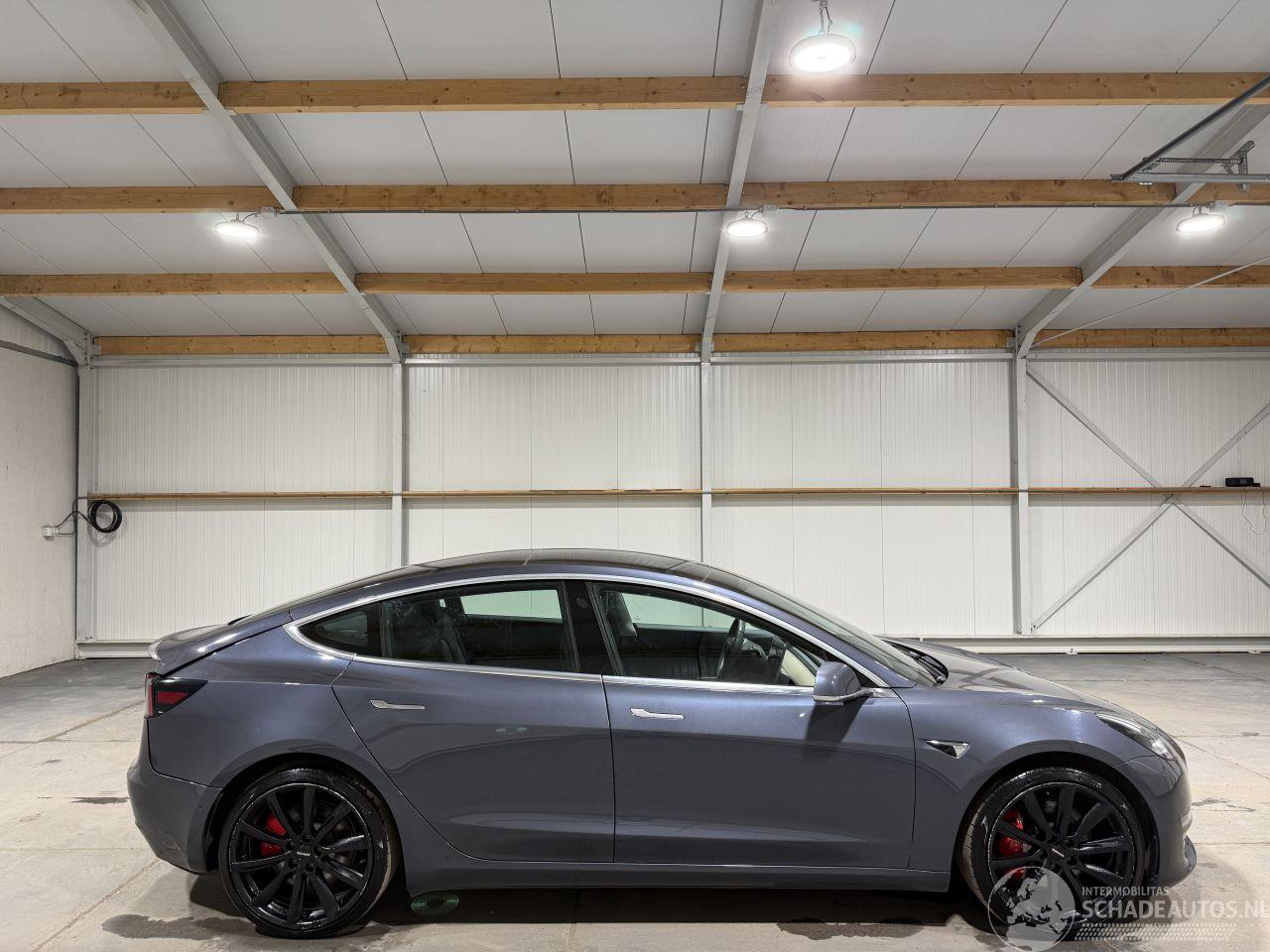 Tesla Model 3 75kWh 340kW AWD Performance