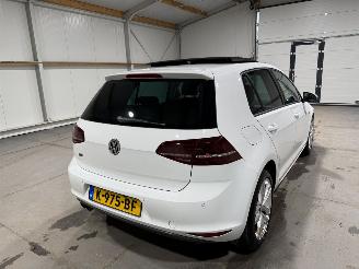 Volkswagen Golf 1.4TSI 103kW Automaat Pano ACT Highline Pano picture 6