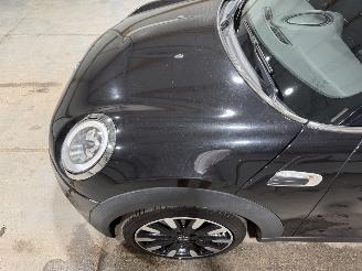 Mini Cooper 1.5 100kW Automaat Cooper Chili picture 15