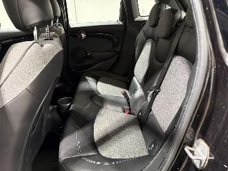 Mini Cooper 1.5 100kW Automaat Cooper Chili picture 46